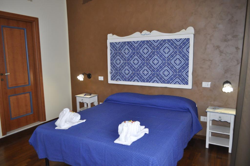 Stupor Mundi Bed And Breakfast ปาแลร์โม ห้อง รูปภาพ