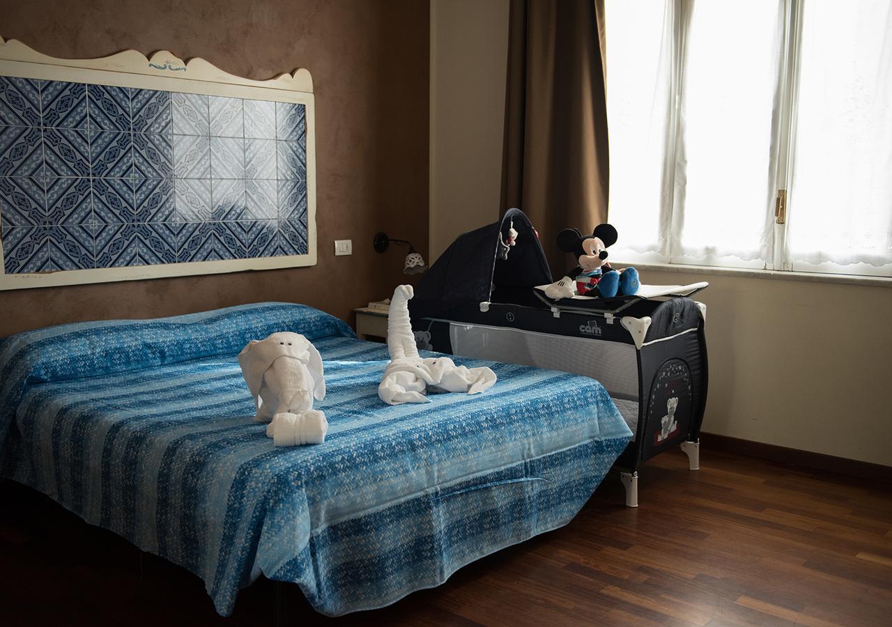 Stupor Mundi Bed And Breakfast ปาแลร์โม ภายนอก รูปภาพ